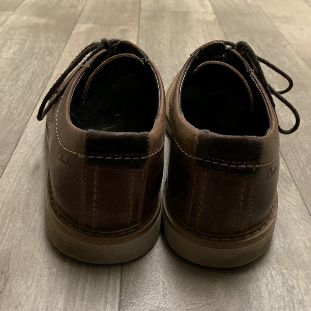 Mens Clarks Atticus Lace Up Distressed Leather Cause Oxford Shoes - Picture 4 of 9